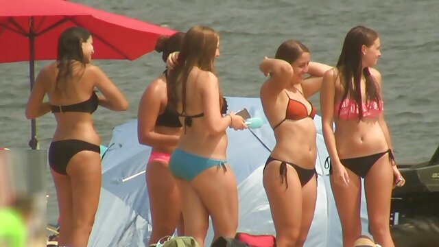 Odlično :  Velika bela dama ima trd seks na zelenem kavču Video posnetki za odrasle 