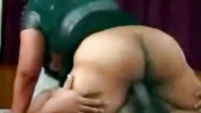 Odlično :  Nasty blond babe v črnem perilu sesa jajca in tiča Video posnetki za odrasle 