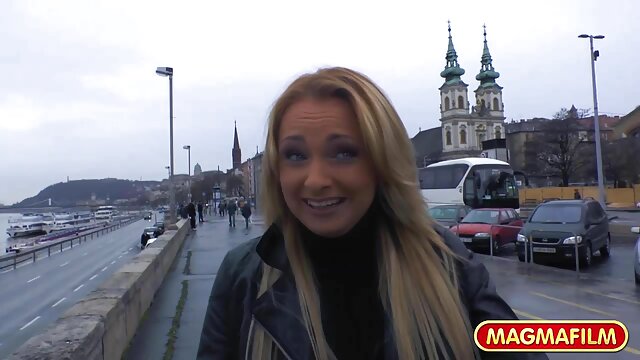 Odlično :  Mlada najstnica Hannah Hawthorne ima izbrisano obrito muco Video posnetki za odrasle 