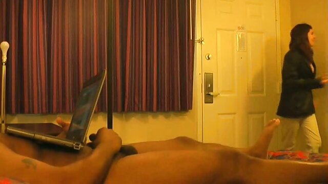 Odlično :  Vroča rjavolaska babe v ribjih mrežah se strokovno udari Video posnetki za odrasle 