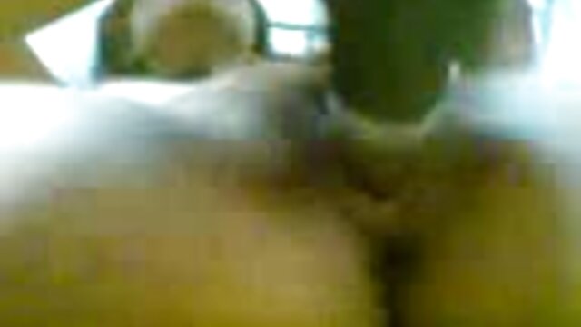 Odlično :  Slutty teen punce ima spolne odnose s starejšim žrebcem Video posnetki za odrasle 