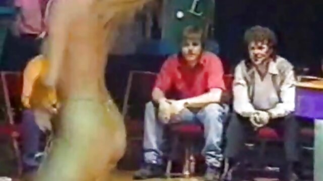 Odlično :  Alt doctor penetrira podrejenega pacienta s straponom v kabinetu Video posnetki za odrasle 